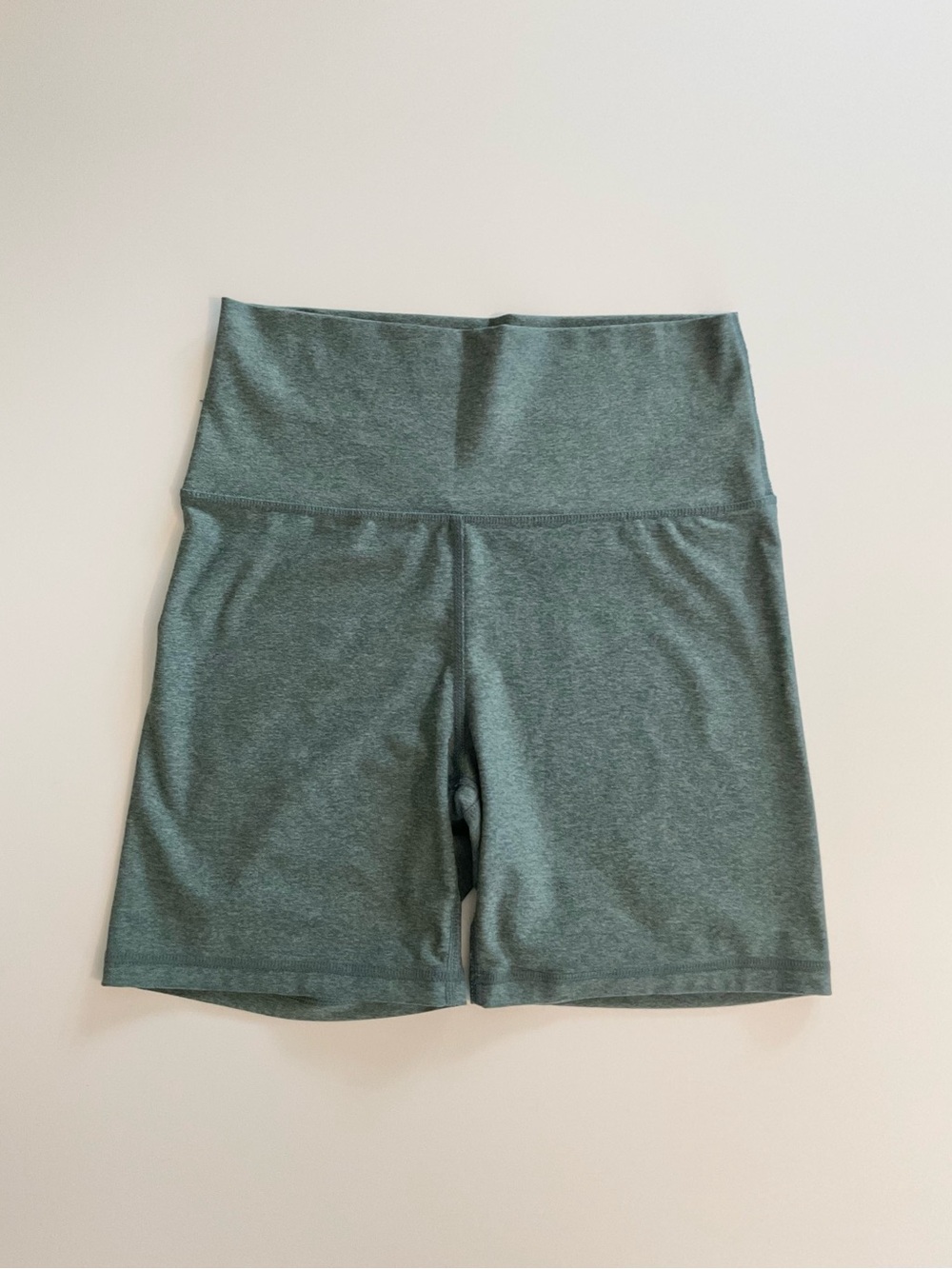 Old Navy Active Extra High-Rise Bike Shorts in Heather Green‎ Women's Size Small